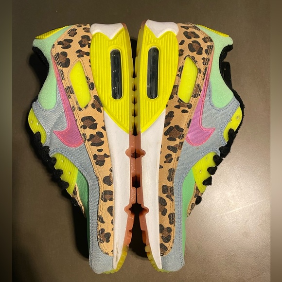 2020 WMNS AIR MAX 90 LX 'ILLUSION (DANCEFLOOR/DENIM LEOPARD) GREEN' - Picture 3 of 6